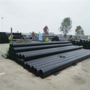 Black HDPE/PE pipe for water supply and drainage, smooth surface, high pressure resistance, for engineering and municipal projects.